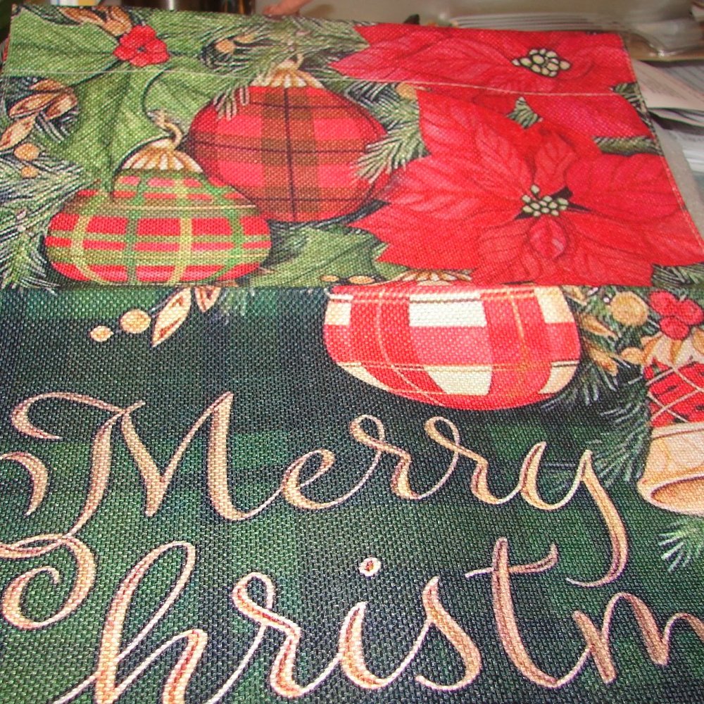 "Y-2637" Garden Christmas Flag